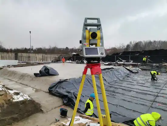 geodezyjne tyczenie osi na chudziaku