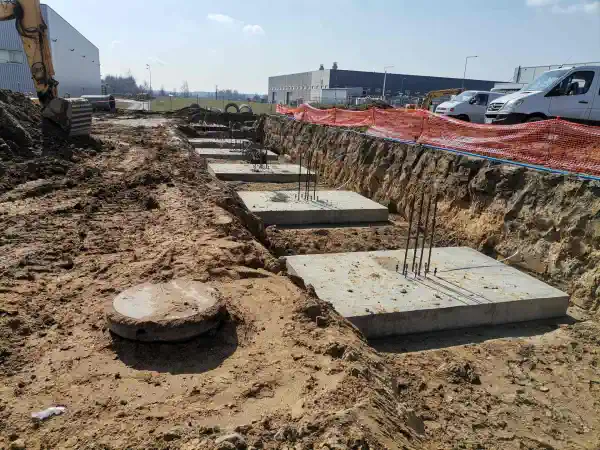stopy fundamentowe