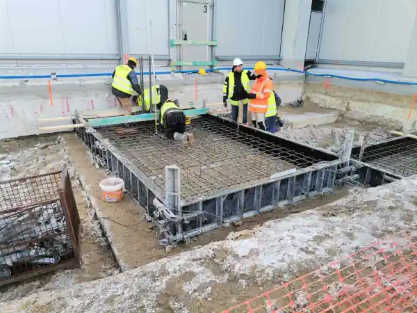 szlunek stopy fundamentowej